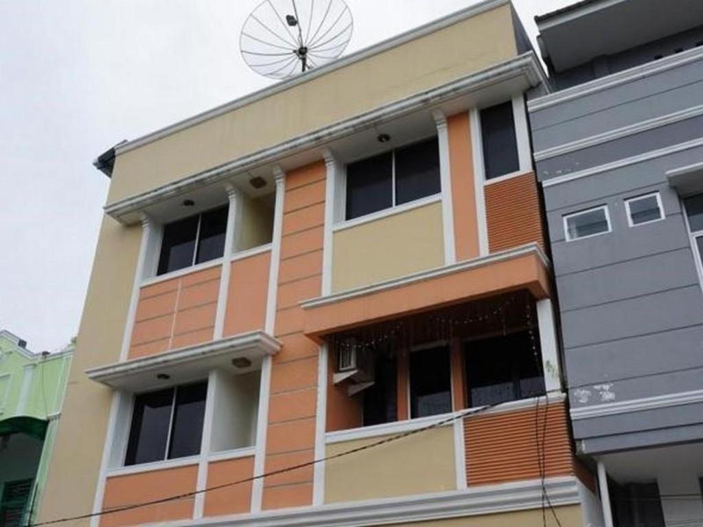 Jesnic Hotel Padang  Exterior foto